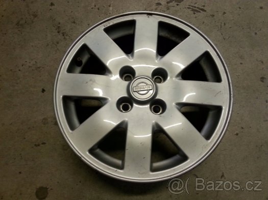 Nabízíme sadu použitých ALU disků Nissan Nissan Originál