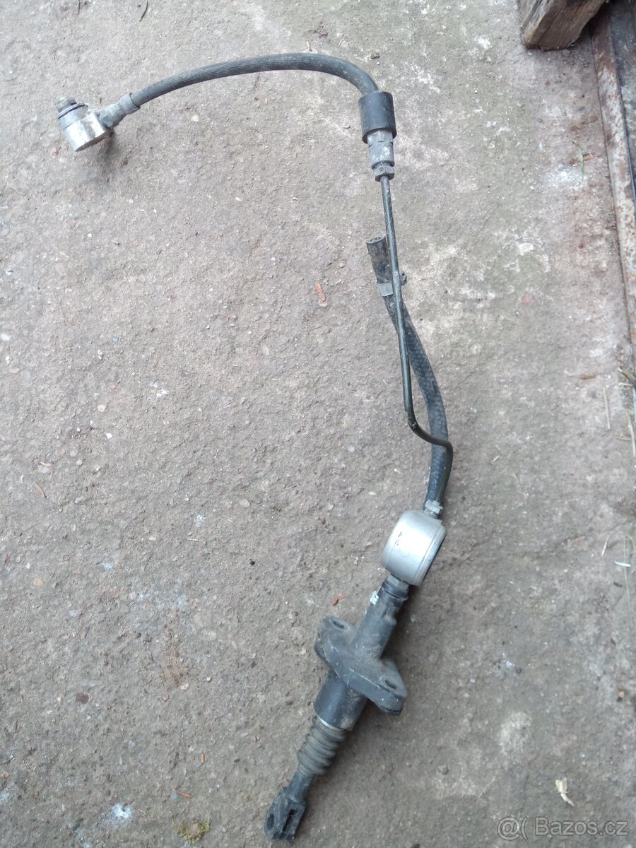 Opel Vectra 2,0dti 74kw, hlavní spojkový valec
