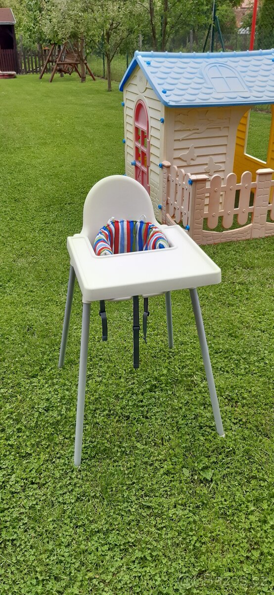 Dětská jídelní židlička