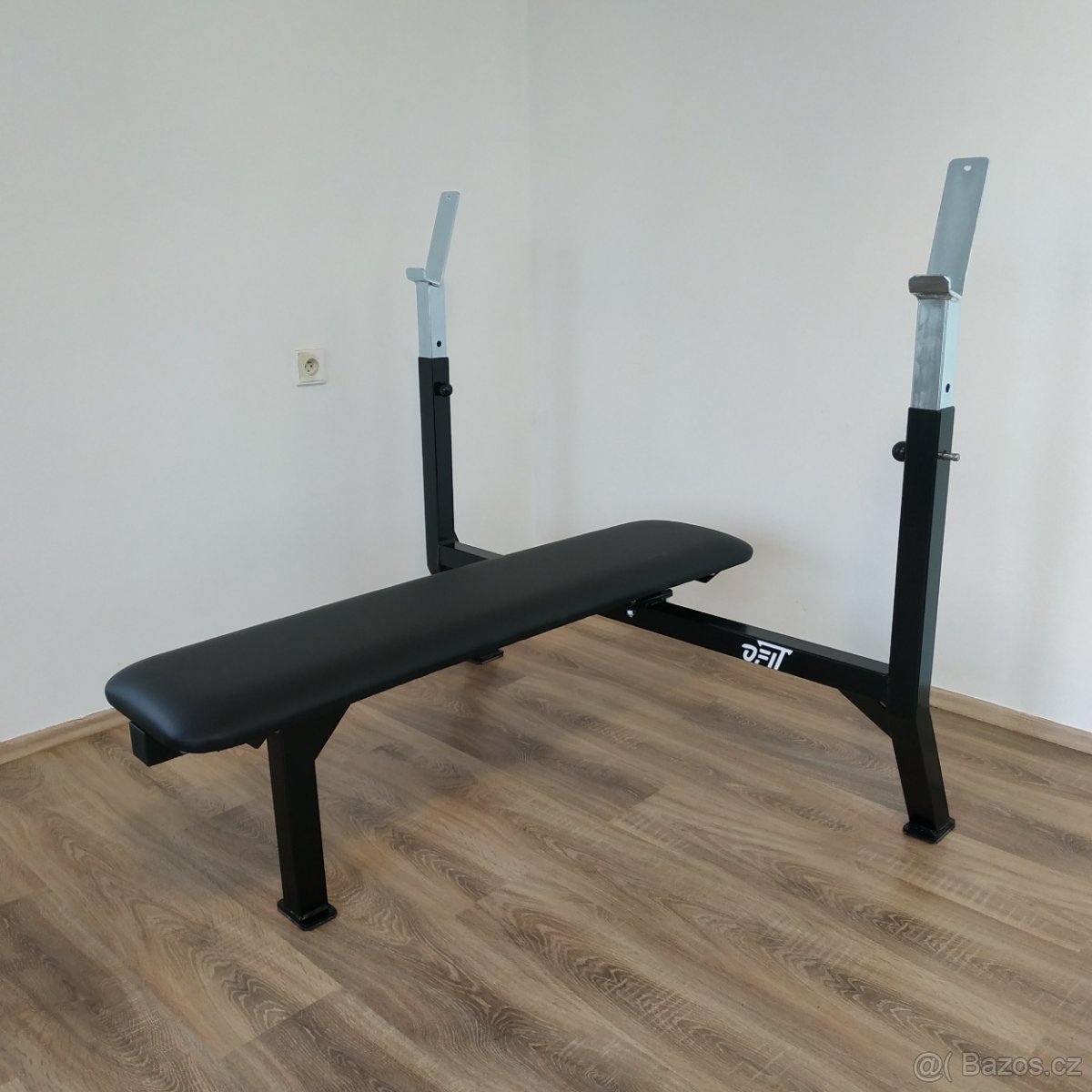 Bench press lavice