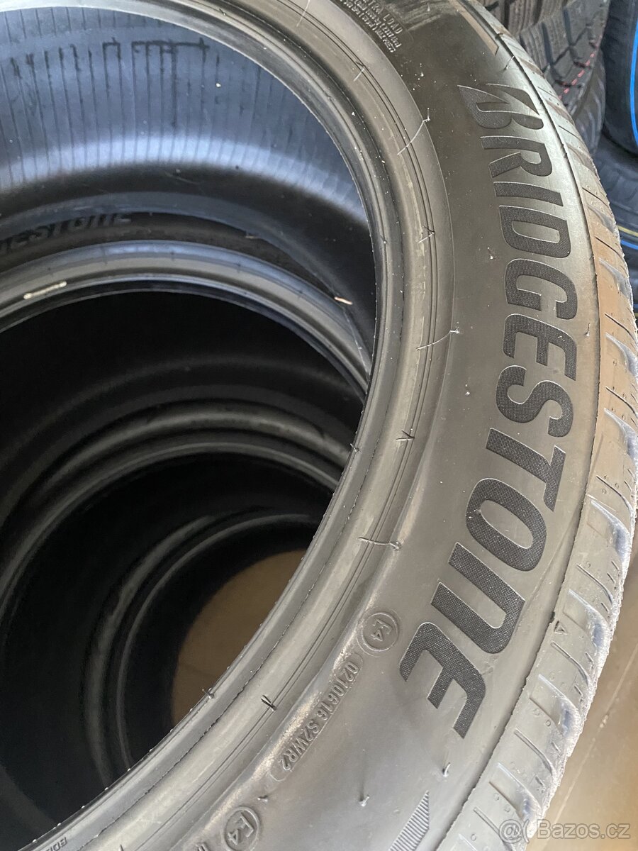 Zimní pneu Mercedes GLE 21” použité