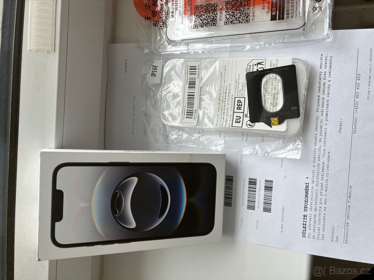 Prodám iphone 16e 128GB black
