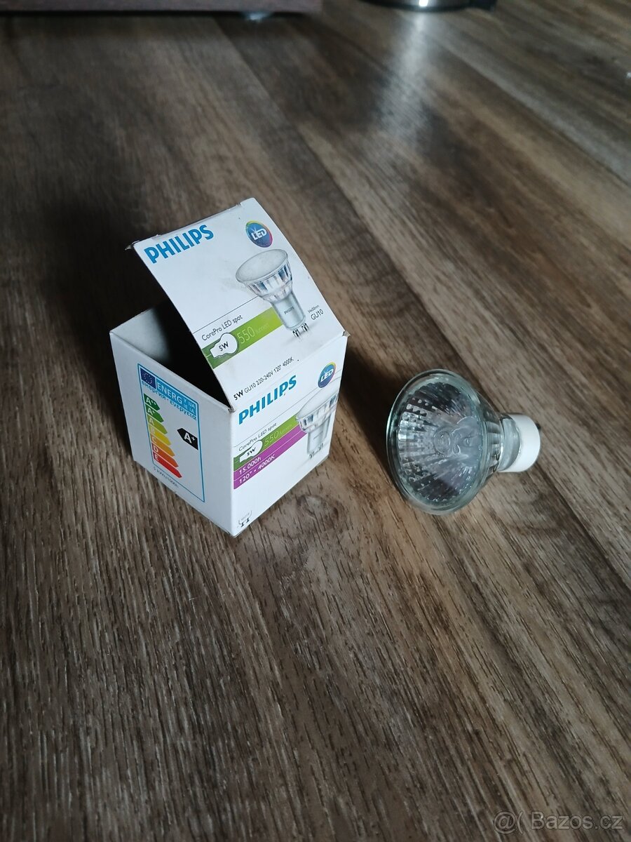 Žárovky Philips CorePro LED SPOT 5W