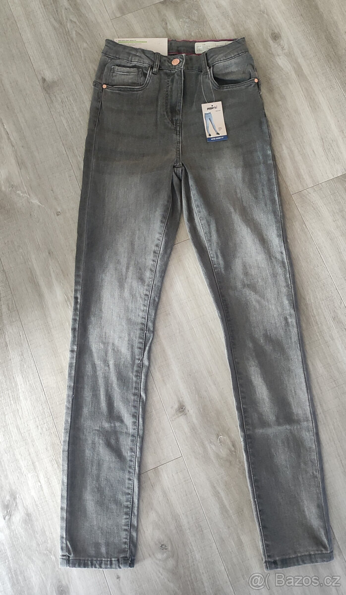 Pepperts – nové dívčí rifle vel. 158