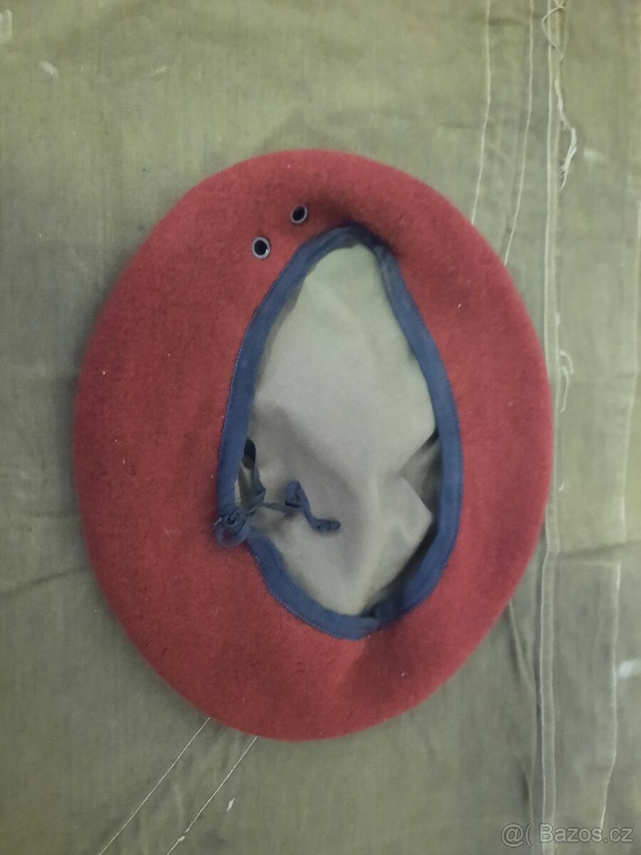 Prodám výsadkářský baret vzor 80