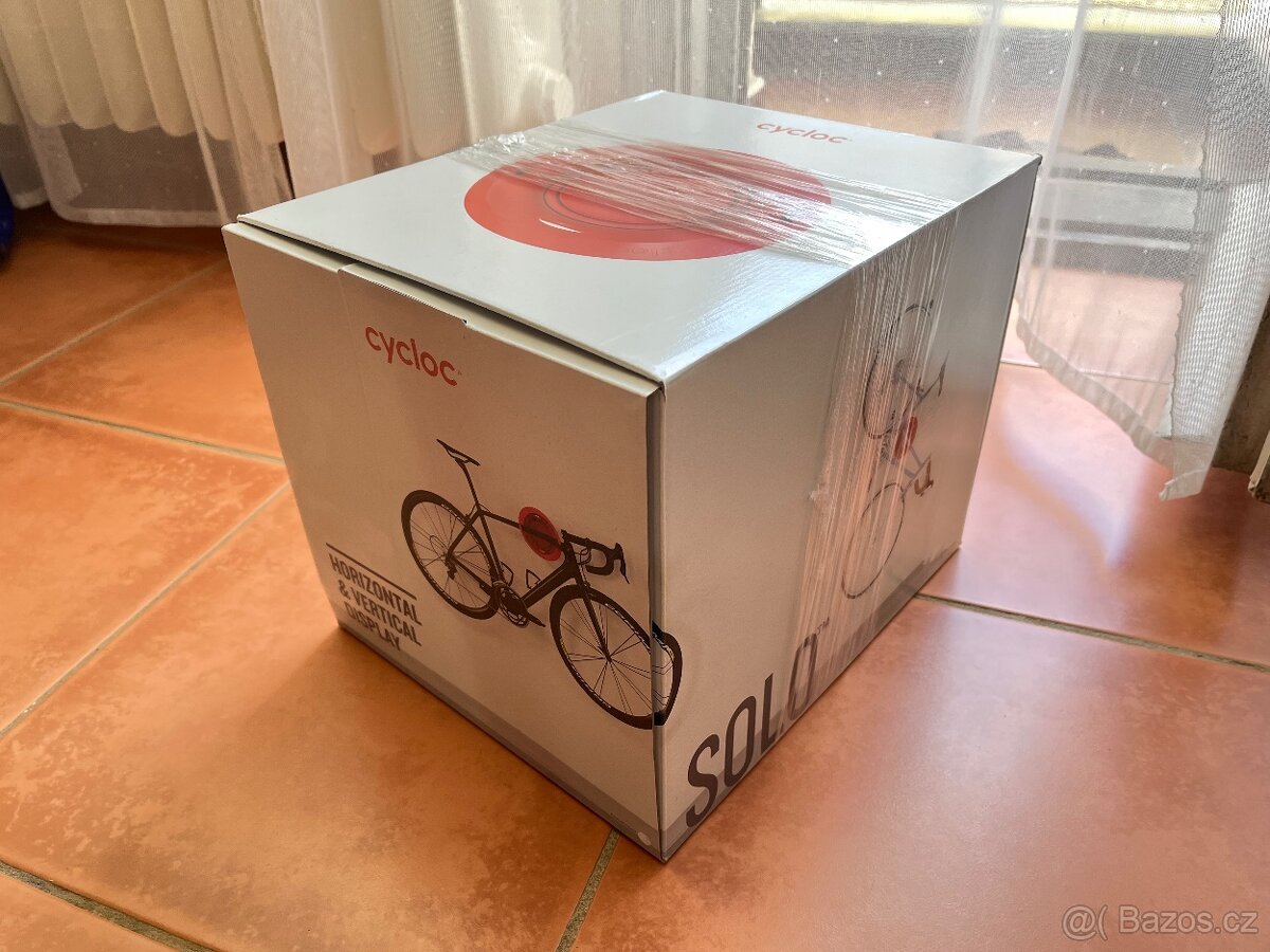 Cycloc Solo - nástěnný držák na kolo