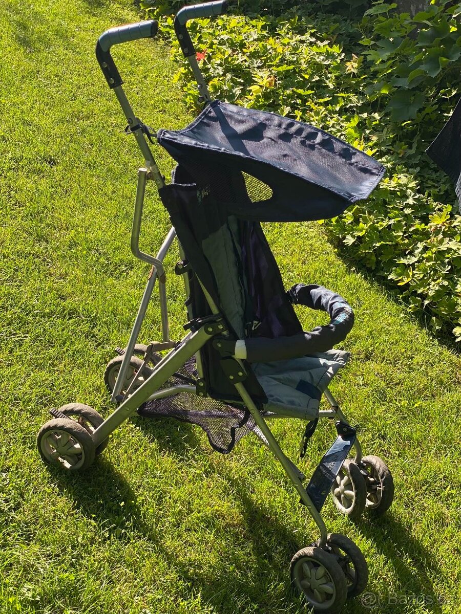 Golfky kočárek
