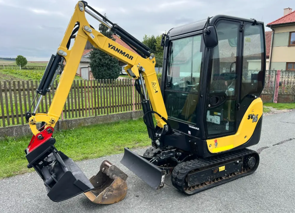 Minibagr Yanmar SV16