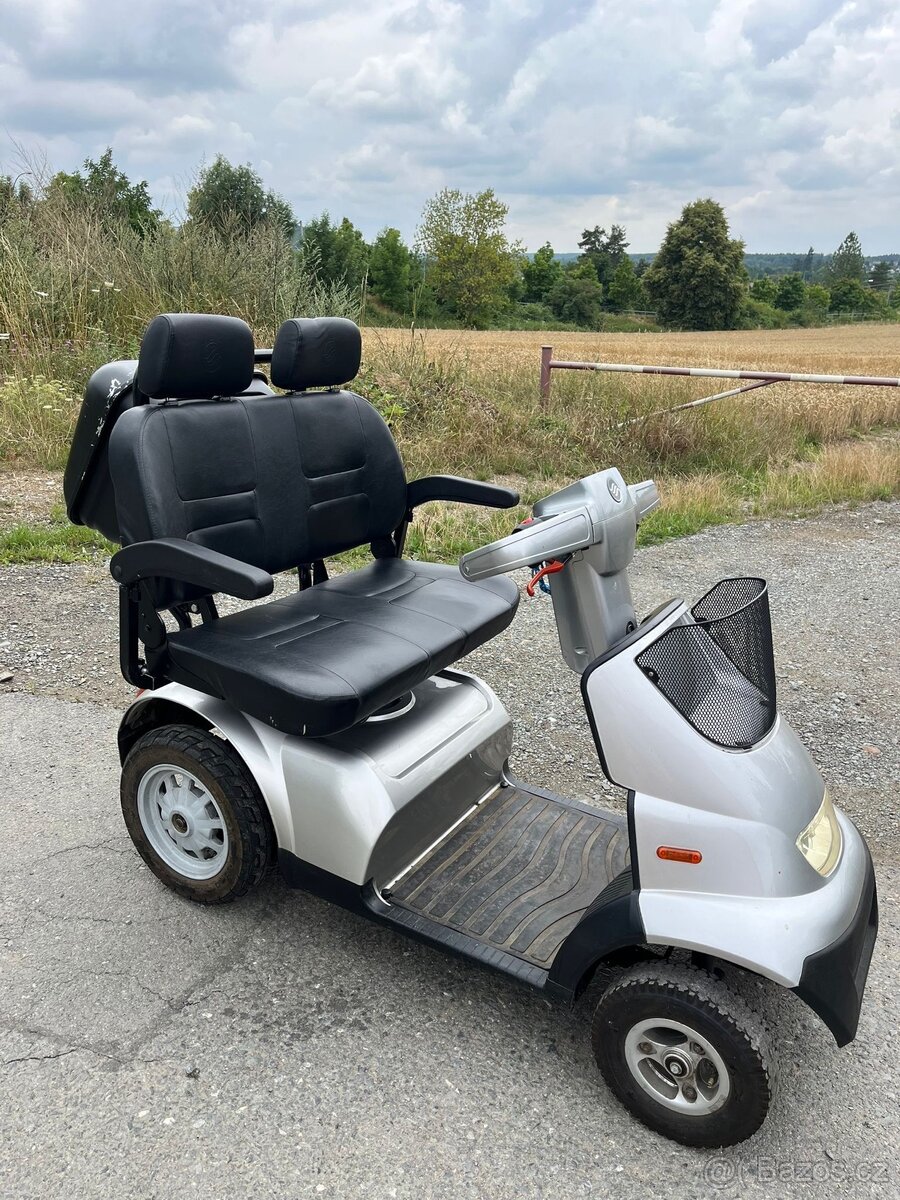 Afikim Breeze S4 dvousedadlový