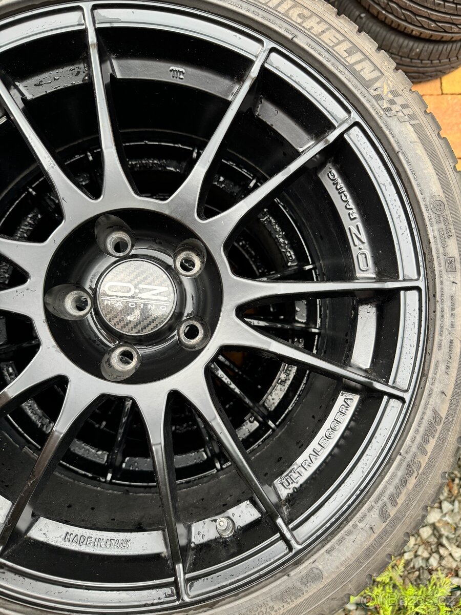 Letní sada kol OZ Ultraleggera 18” Mercedes