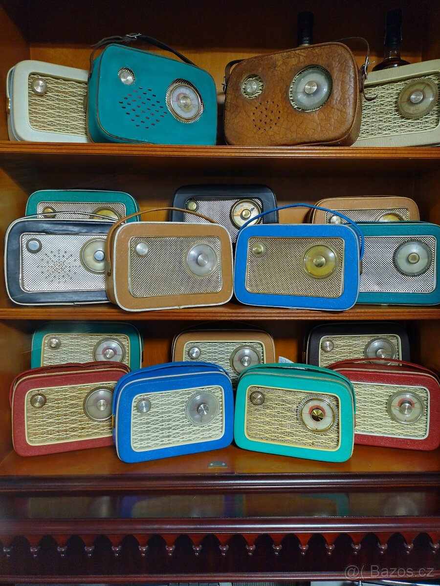 Sbírka retro rádia Tesla 28
