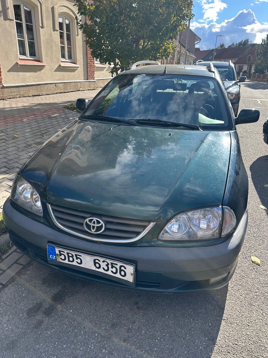 Toyota Avensis combi, 1.8 benzín