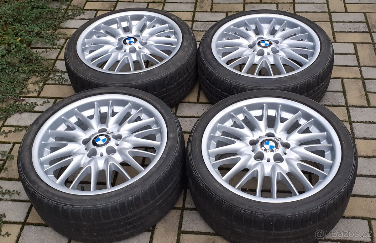 BMW- originální M paket zimní hliníková kola 18" styling 72