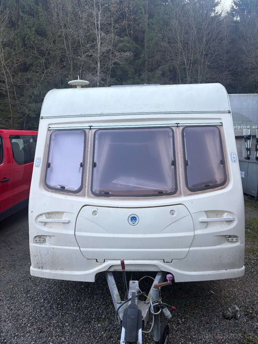 Karavan avondale dart 510-5 obytny prives