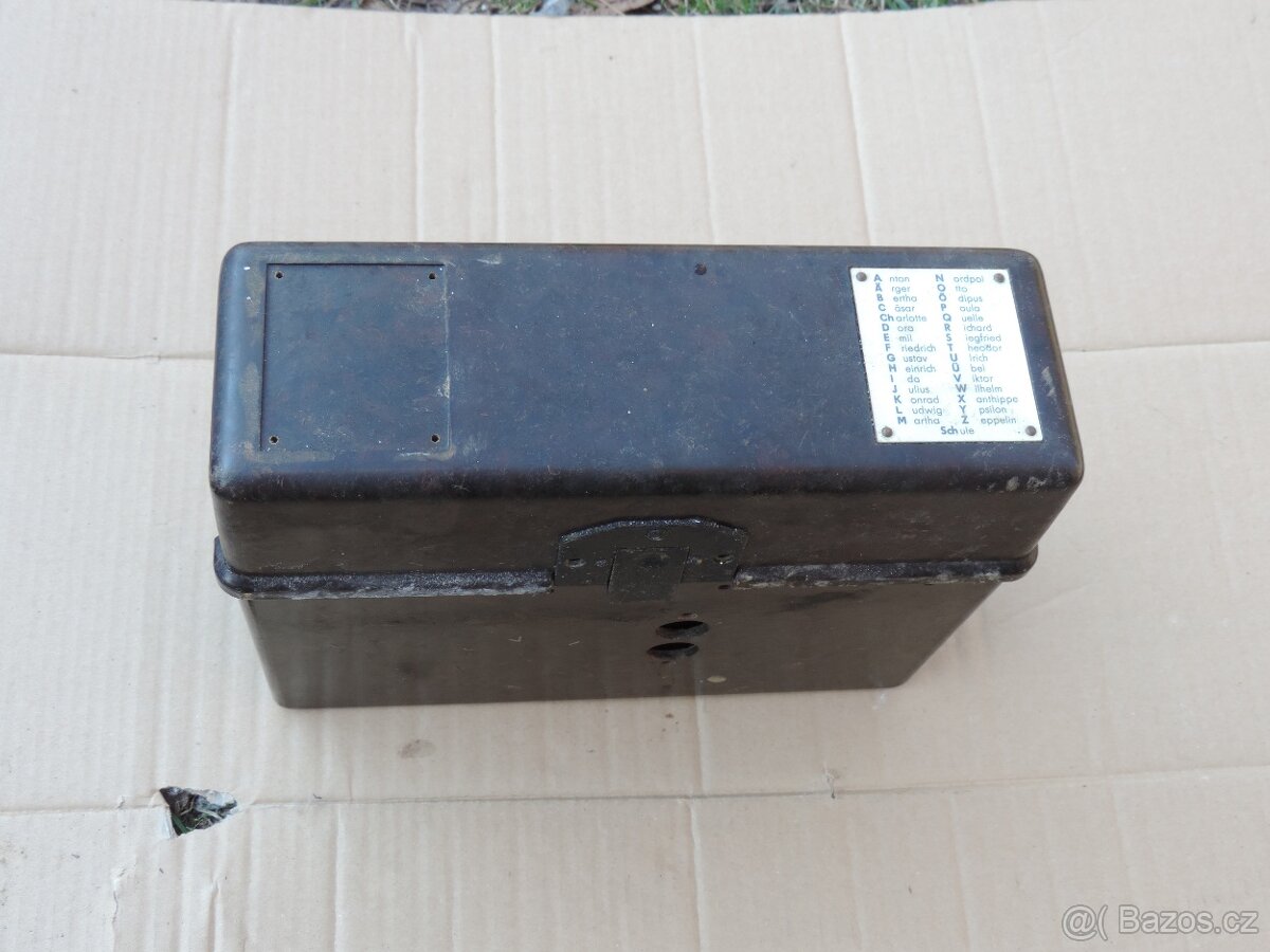 Polní telefon FF 33 Wehrmacht z Druhé svět. války