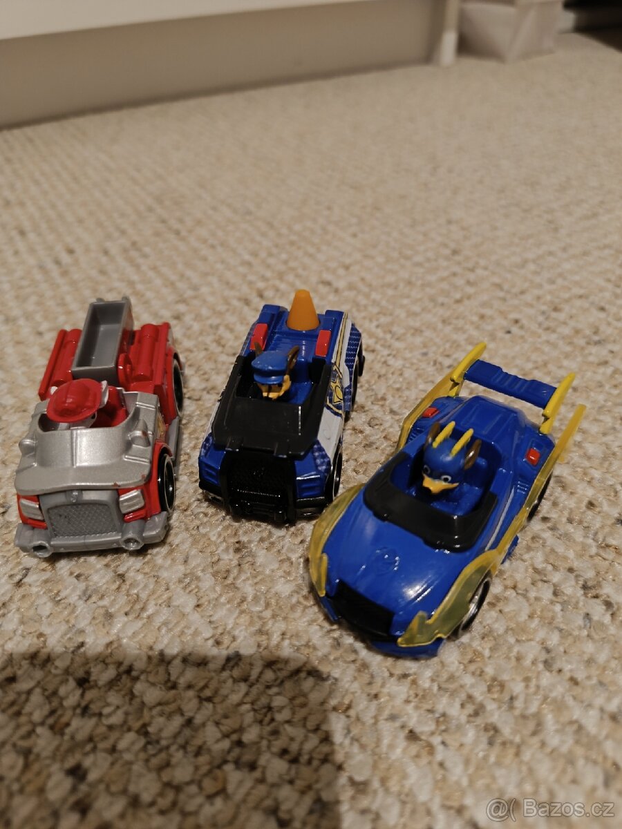 Auta Tlapková patrola