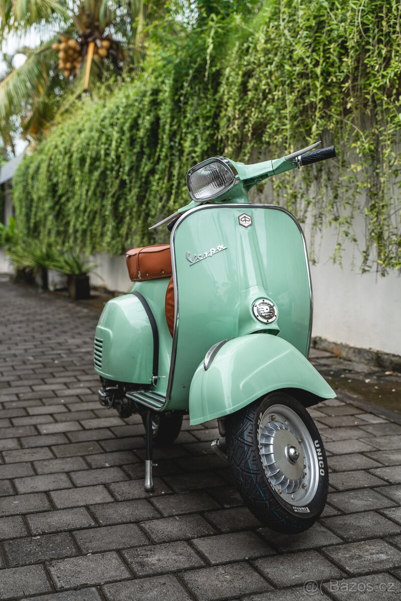 Vespa Piaggio Super 150 (1977)