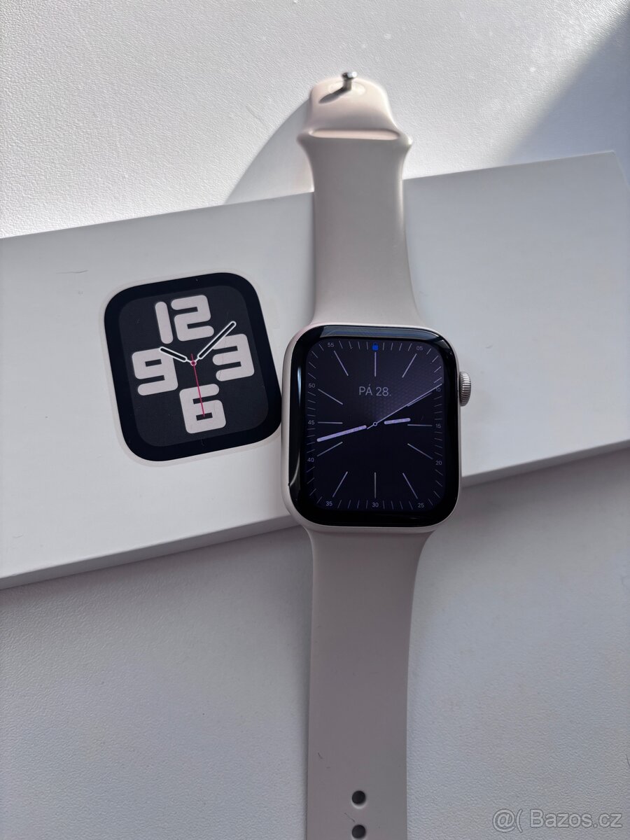 Apple watch SE 2 44mm - 100% baterie, záruka