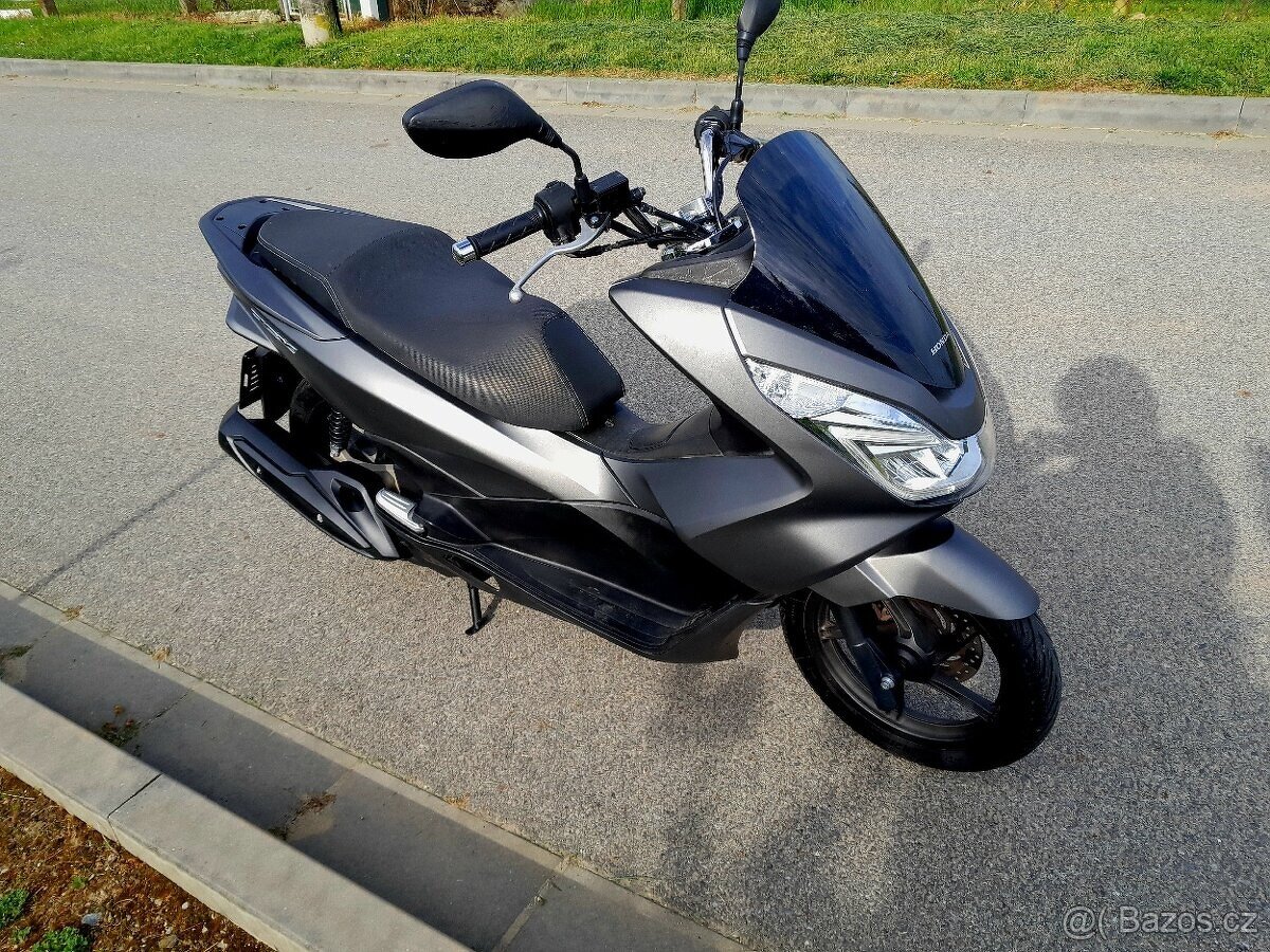 Honda PCX 125,
