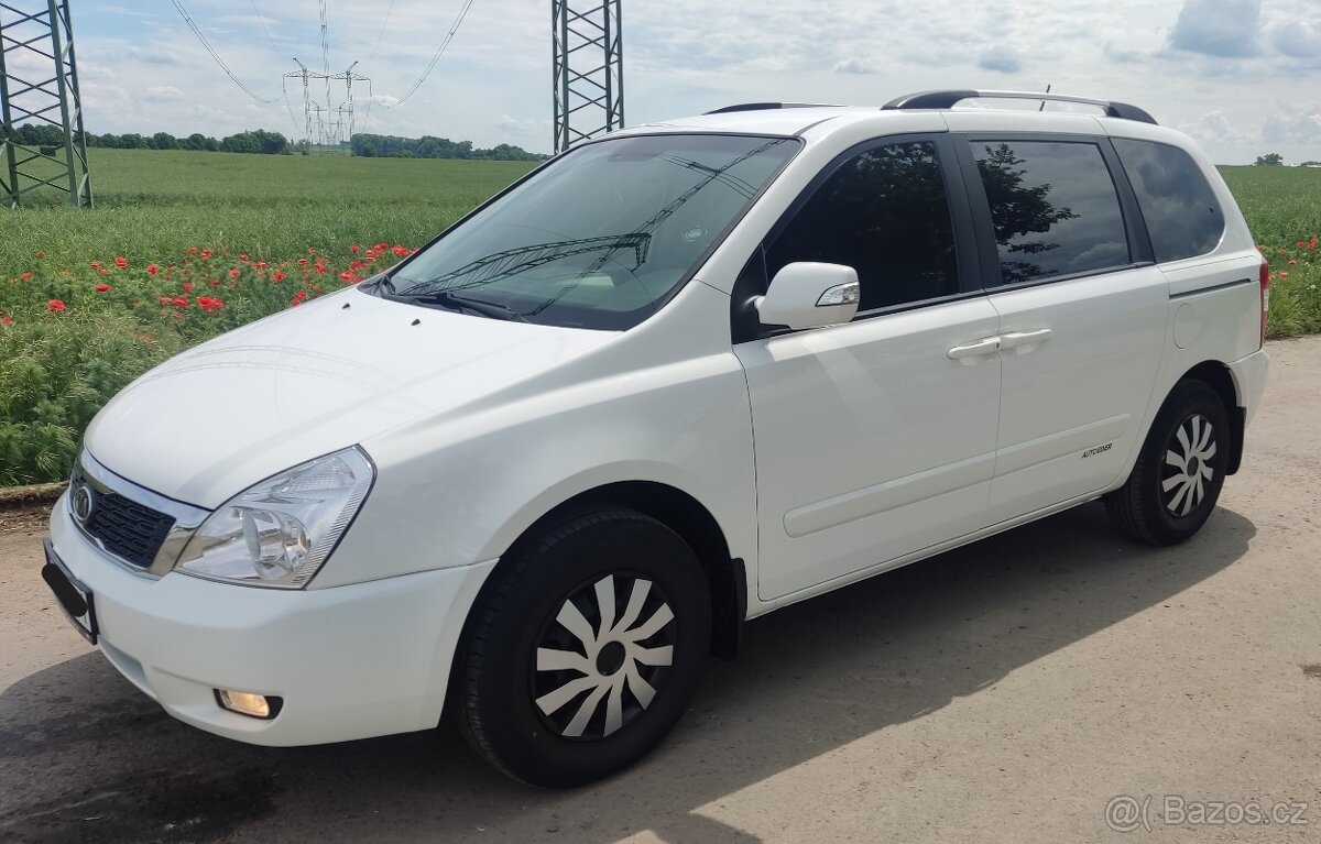 Kia Carnival FACELIFT 2.2 CRDI 110 KW 7 míst