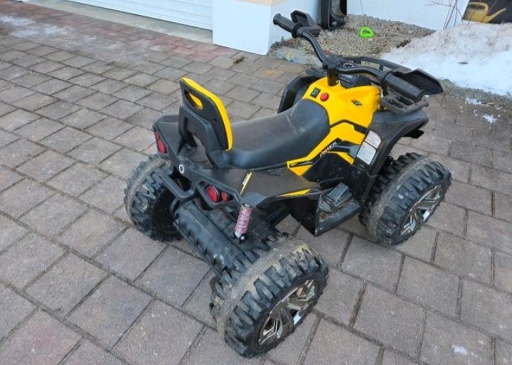 Elektrická čtyřkolka