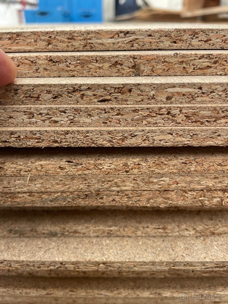 Dřevotřískové a překližkové desky