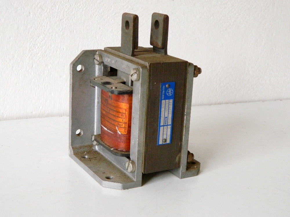 Elektromagnet 220V