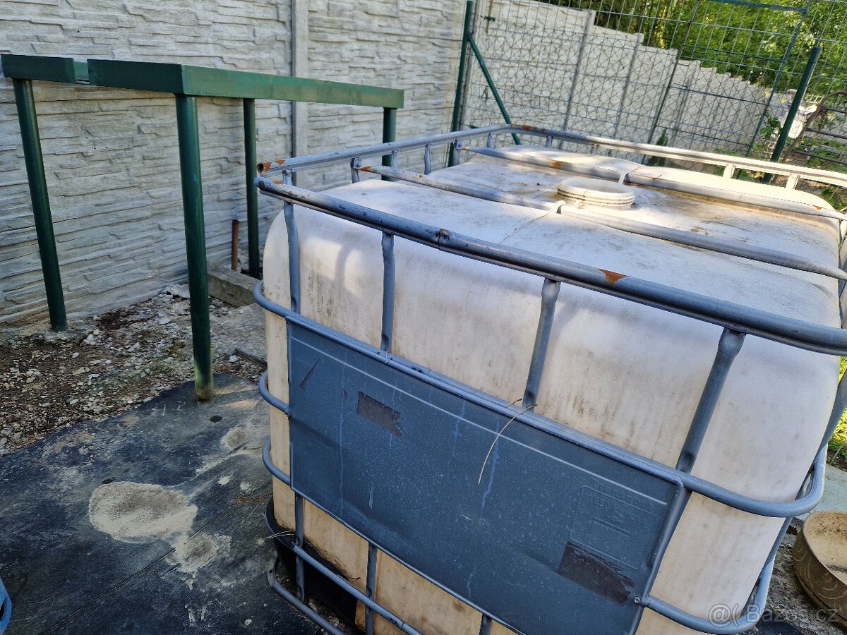 Ibc kontejner 1000l + podstavec