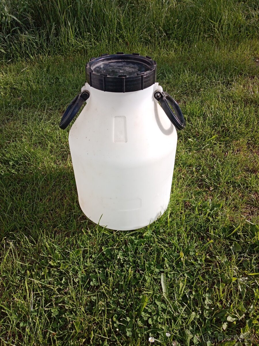 Plastový sud 20L