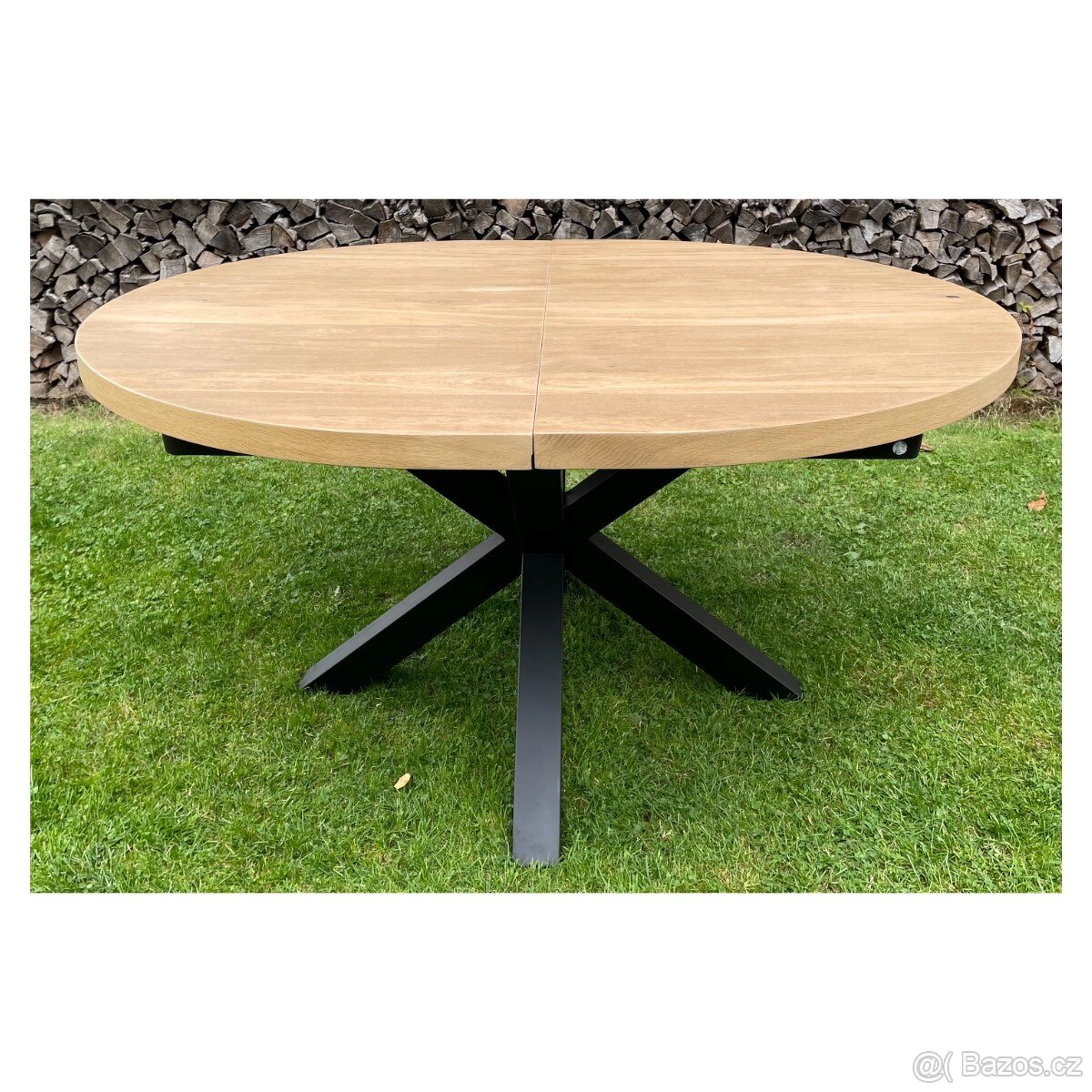 Masivní oválný jídelní stůl - Metalox 150 cm