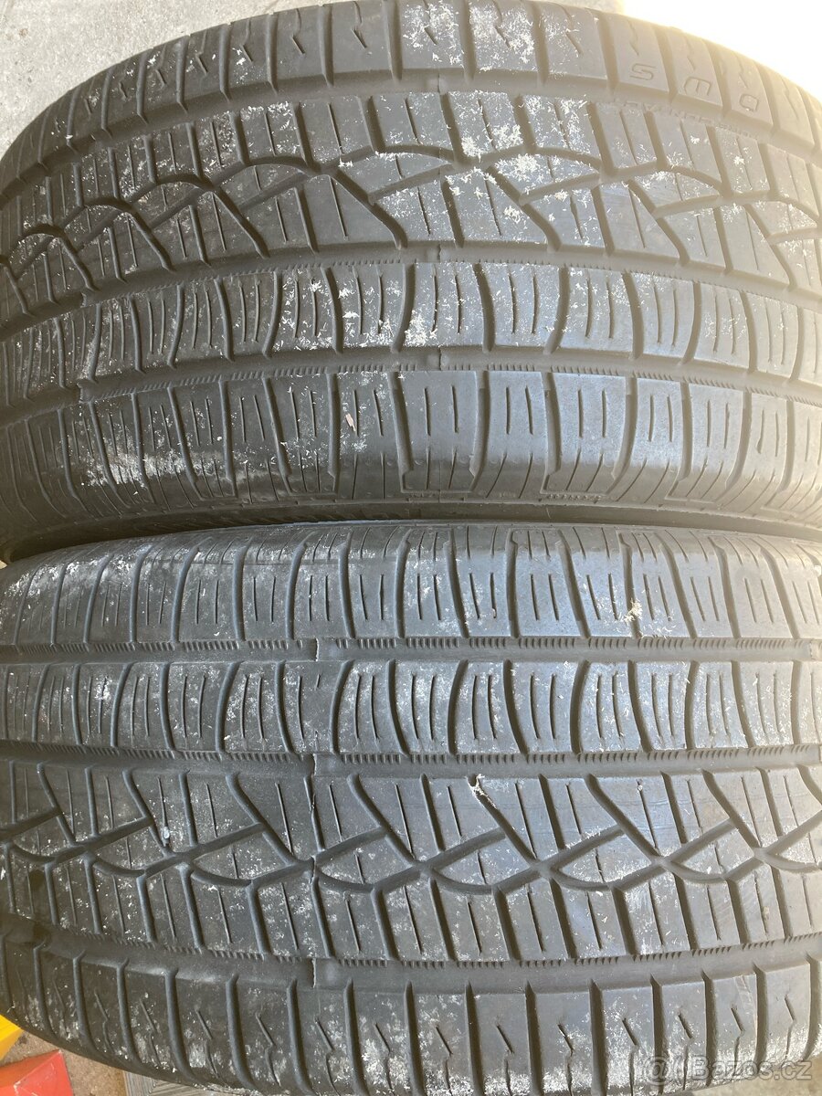 235/45 r17