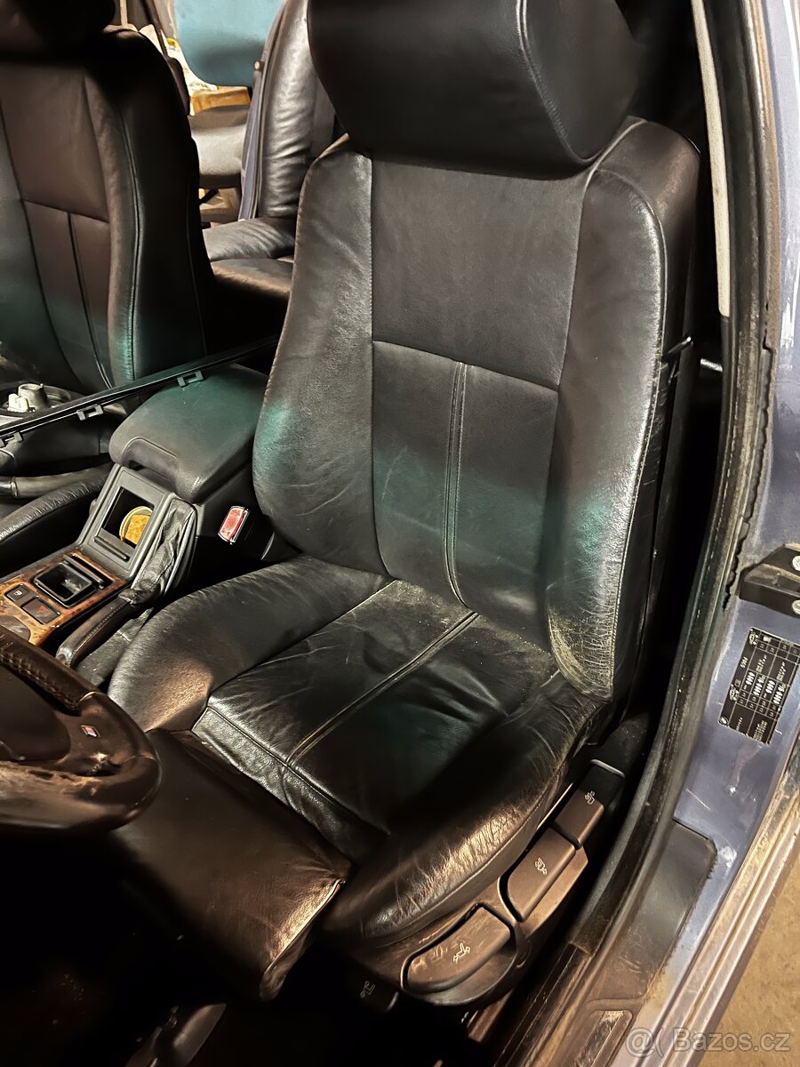 E39 sportsitze sedan cerna kuze vcetě tapeců