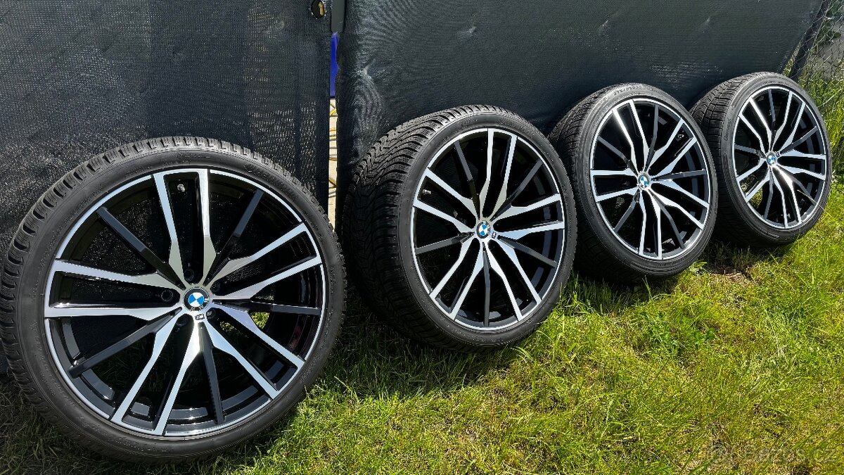 BMW originál alu sada 22” X5,X6 275/35/22-315/30/22