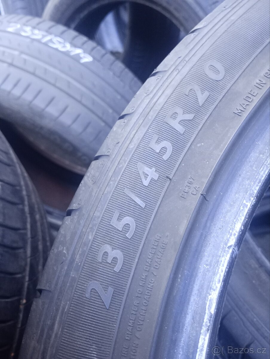 Letní pneu Dunlop 235/45 r 20