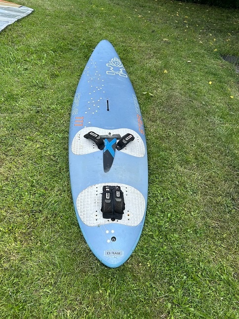 windsurfing - plovák + plachty