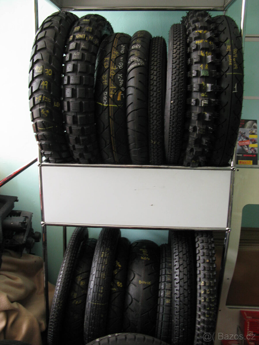 MOTO SKUTR CHOPER ENDURO SILNIČNI PNEU