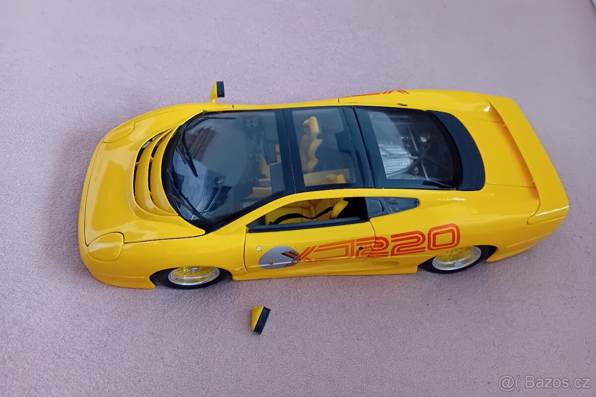 Maisto Jaguar Xj220 1:12 1992