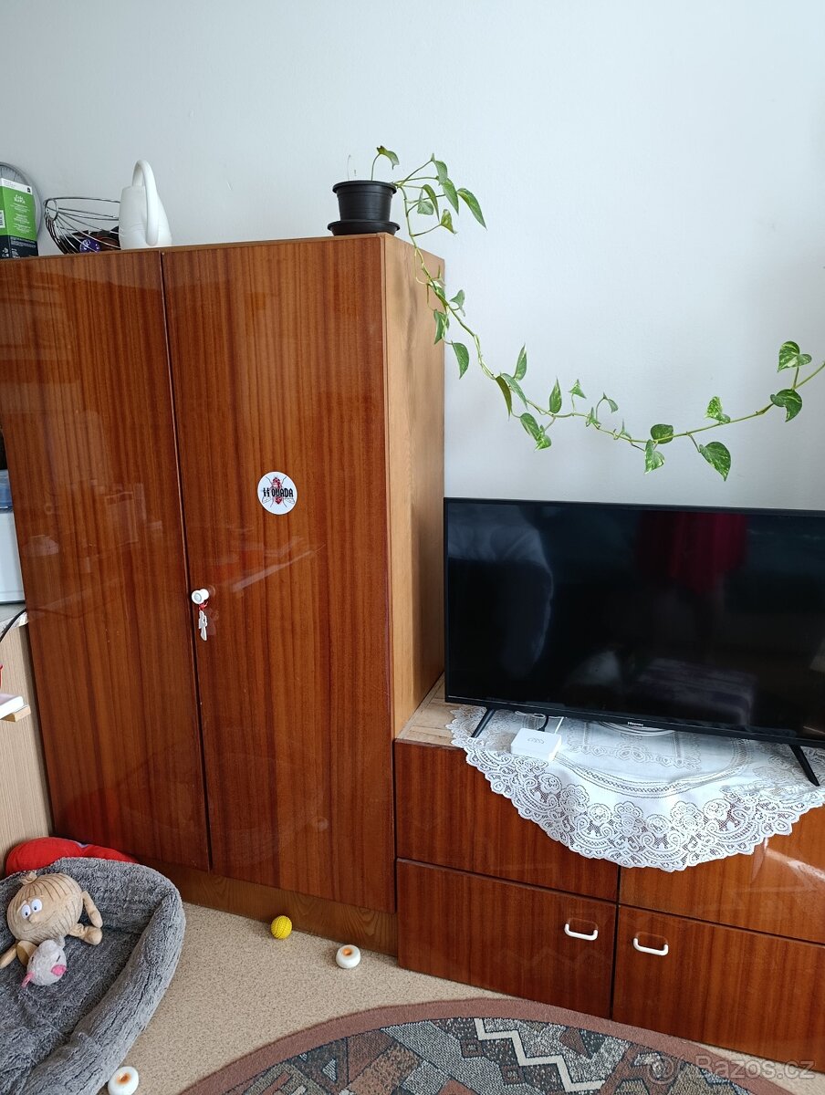Šatní skříně