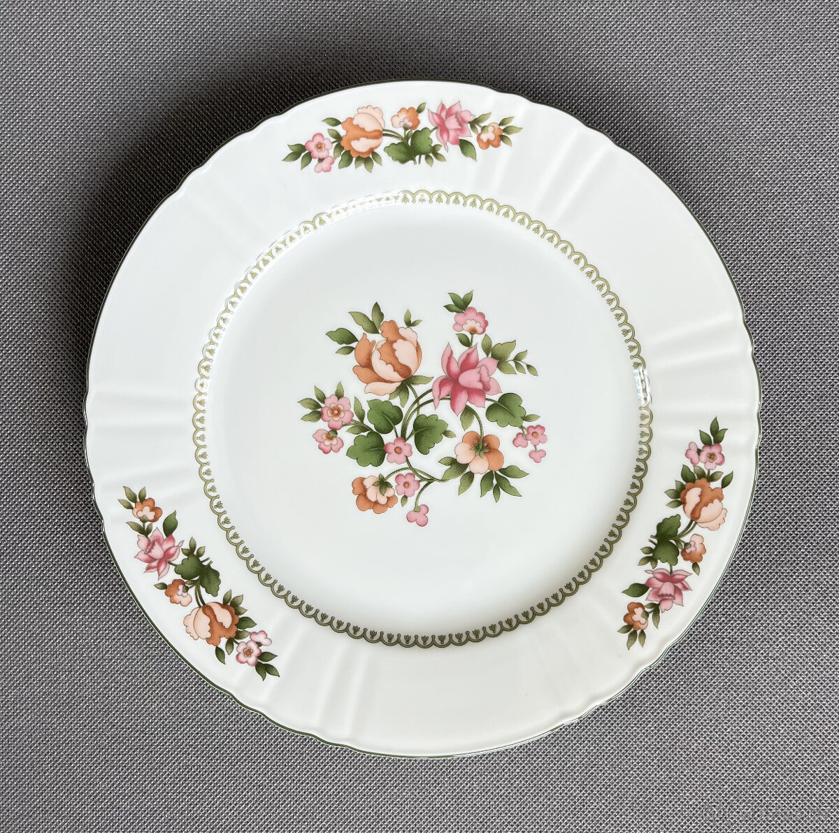 Hutschenreuther Porcelánový tác s dekorem 32 cm