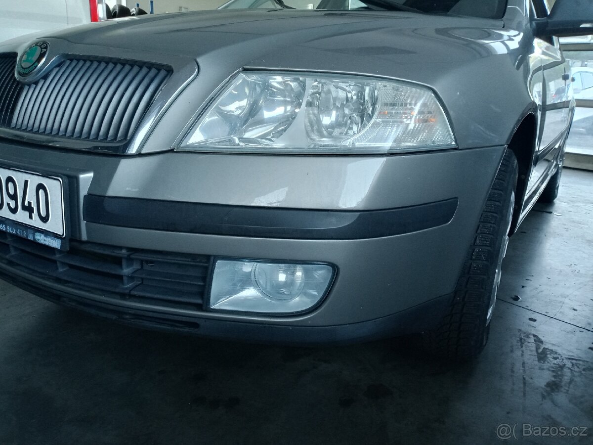 SKODA OCTAVIA 1:6 MPI r.v 2012