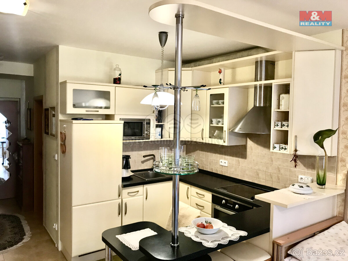 Pronájem bytu 1+kk, 46 m², Zlín, ul. Pasecká