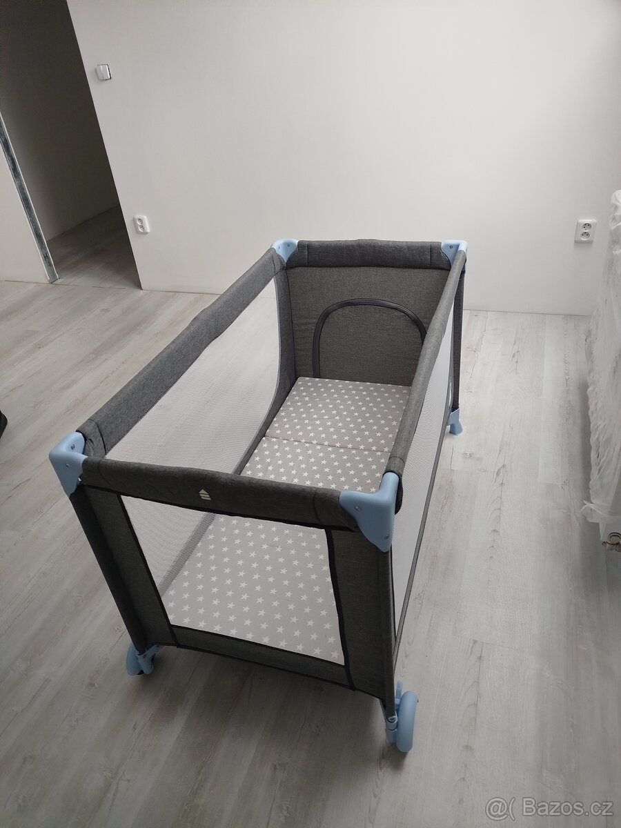 Postýlka přenosná
