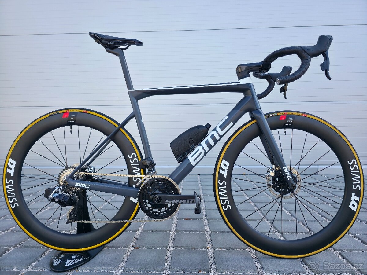 Silniční kolo BMC Teammachine SLR01 ONE Carbon 2020 SRAM RED