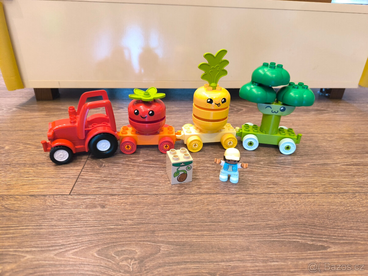 Lego Duplo 10982 Traktor se zeleninou a ovocem