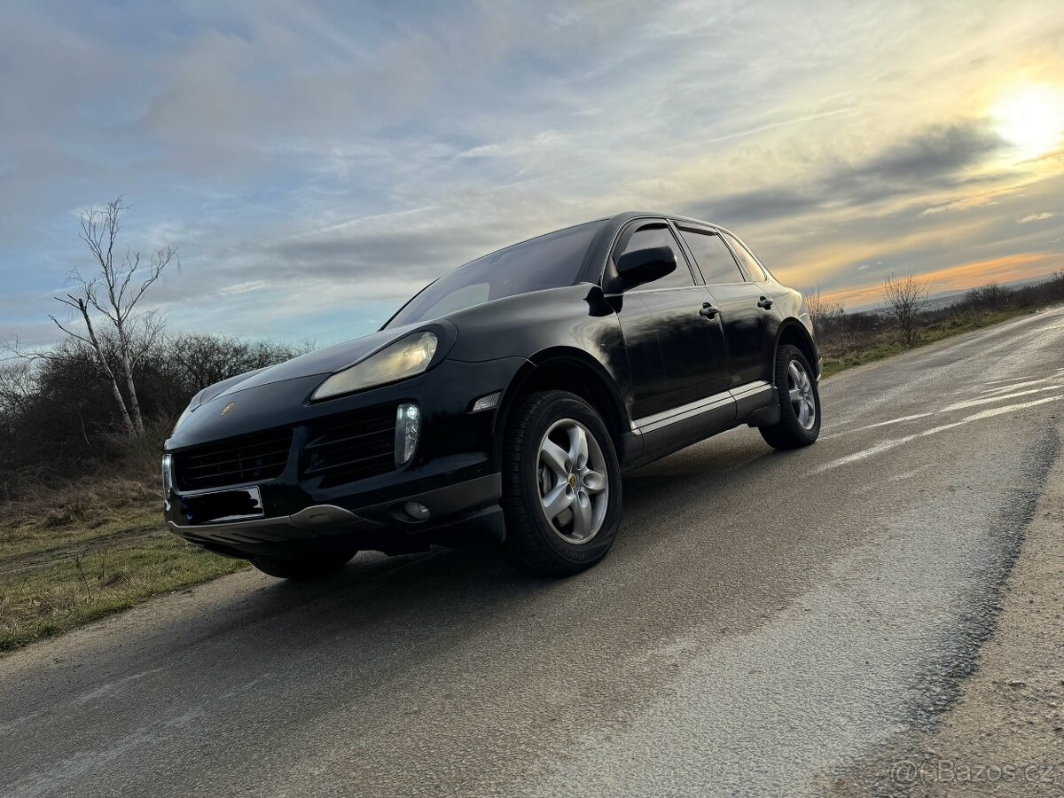 Porsche Cayenne S 4.8 SLEVA