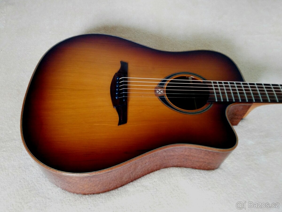 Predam gitaru LAG Tramontane 118 T118DCE Brown Shadow