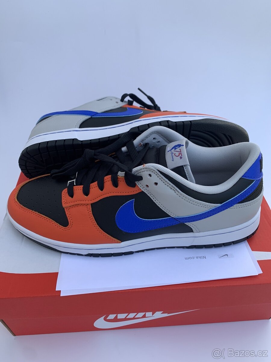 NIKE DUNK LOW EMB NBA 75TH ANNIVERSARY KNICKS