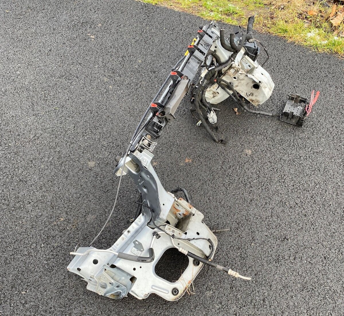 Opel Astra J (2009 - 2015) přední čelo