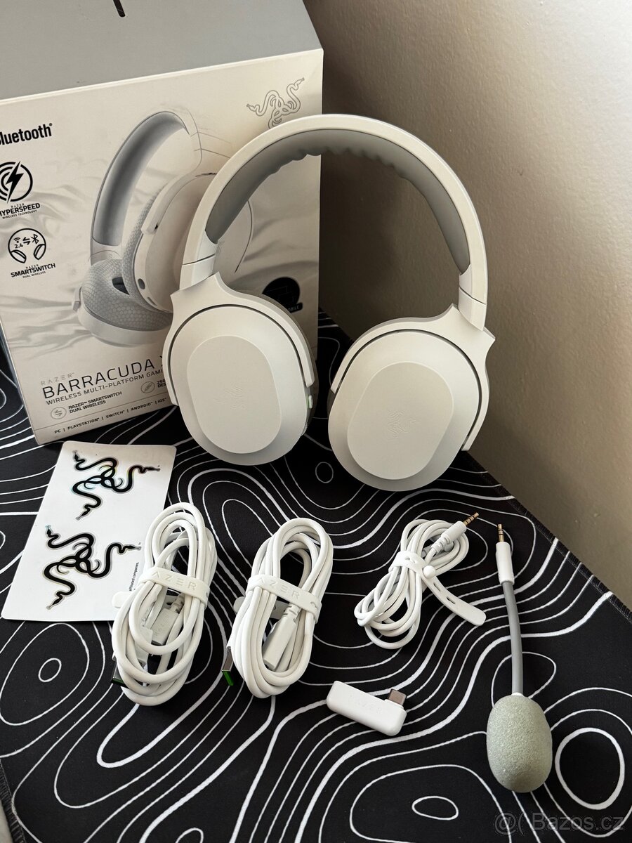 Sluchátka Razer Barracuda X