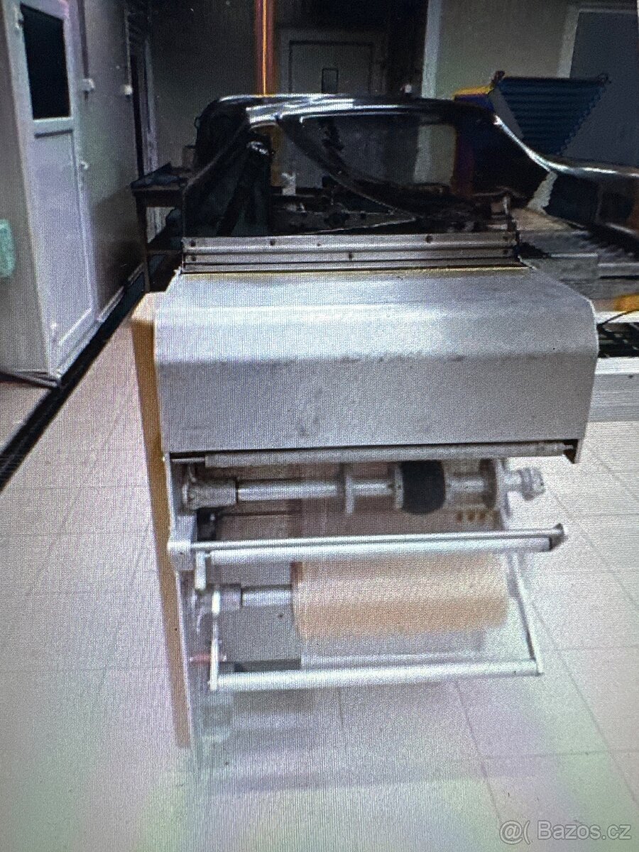 Balící stroj Auromatic A3 na tácky